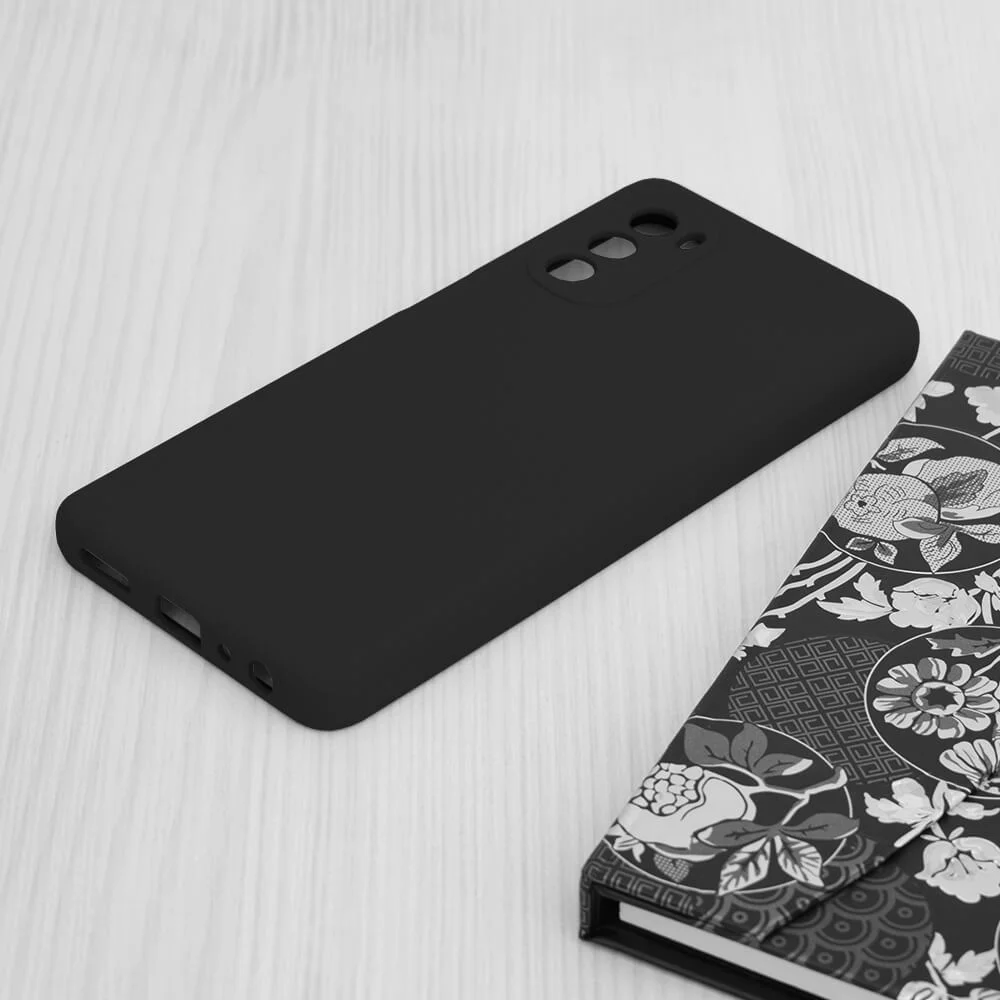 Husa Motorola Moto G62 Silicon Negru cu Microfibra SoftEdge [3]