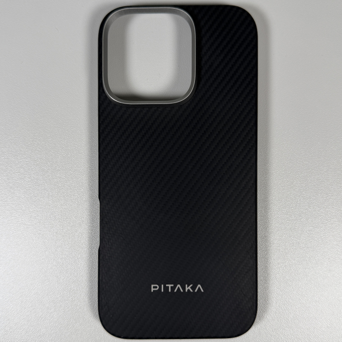 [Outlet] Husa MagEZ 5 Pitaka, Aramida 600D iPhone 16 Pro, Negru/Gri, MagSafe, Ultra Slim [2]