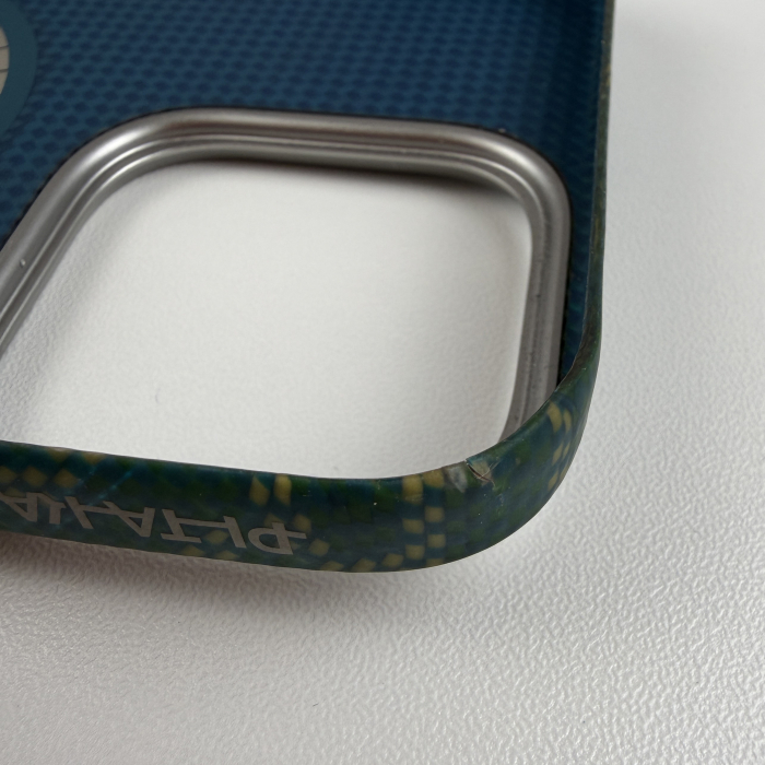 [Outlet] Husa PITAKA MagEZ Case 5 Monogram din Fibra de Aramida 600D, pentru iPhone 16 Pro Max, Auriu/Verde, Ultra Slim, Compatibila MagSafe [3]