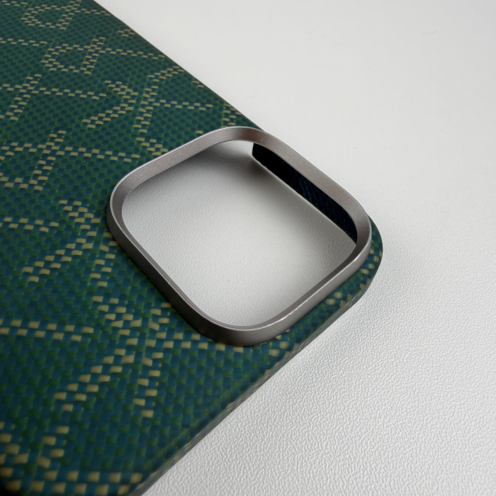 [Outlet] Husa PITAKA MagEZ Case 5 Monogram din Fibra de Aramida 600D, pentru iPhone 16 Pro Max, Auriu/Verde, Ultra Slim, Compatibila MagSafe [4]
