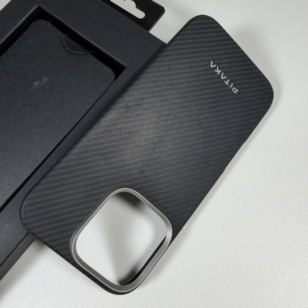 [Outlet] Husa MagEZ 5 Pitaka, Aramida 600D iPhone 16 Pro, Negru/Gri, MagSafe, Ultra Slim [3]