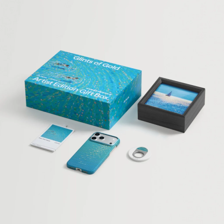 Carcase Pitaka - Artist Edition Gift Box Husa MagEZ 7 Pitaka iPhone 17 Pro, Glints of Gold, Lucid Blue, PitaTap™, MagSafe, Ultra Slim