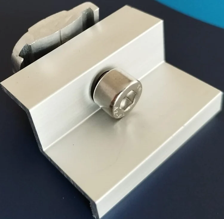 Cleme si suporti - SET Clemă capăt fixare panou solar șurub inox M8x25 și piuliță tip C