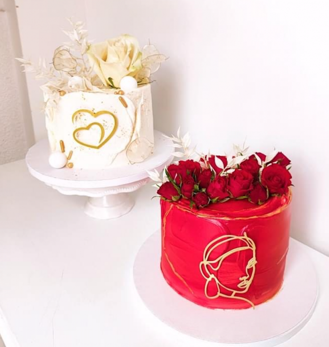 Topper frontal de tort cu chip de femeie stilizat auriu oglinda [6]