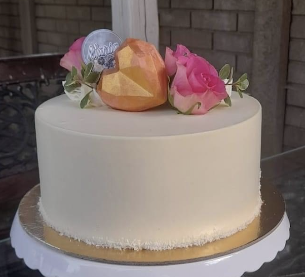 Ornament de tort cu numele Maria [2]