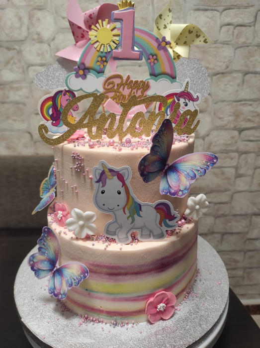 Topper de tort cu element special din carton sub forma de fluturi diafani in culori pastelate [3]
