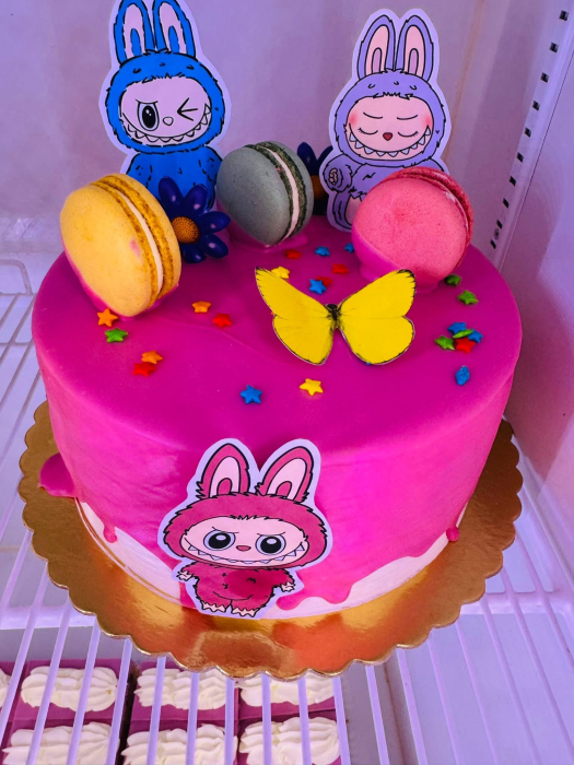 Topper tort cu fluturi din carton galben lamaie [4]