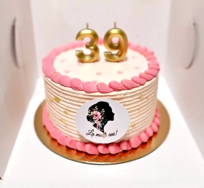 topper de tort cu element special din carton cu flori si La multi ani [6]