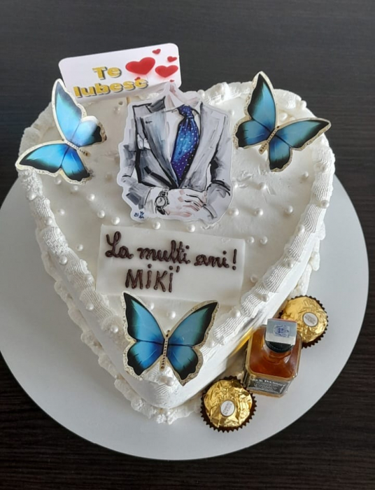 Decor de tort cu ornament din carton cu te iubesc si inimioare [2]
