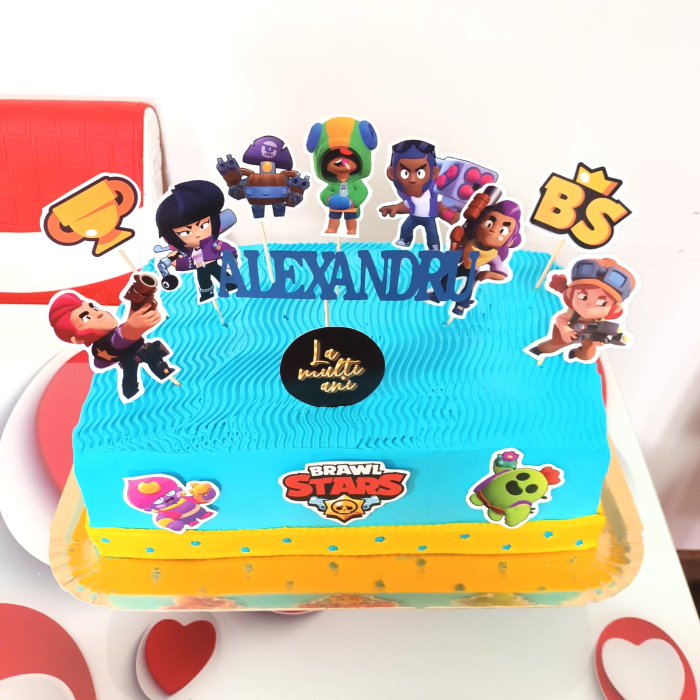 Topper de tort cu placuta din carton negru cu La multi ani tip auriu [10]