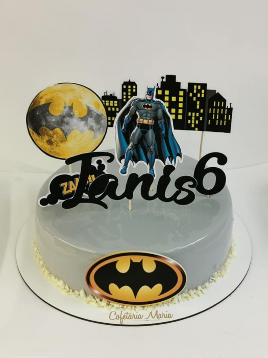 Suita de tort cu personajul Batman [7]