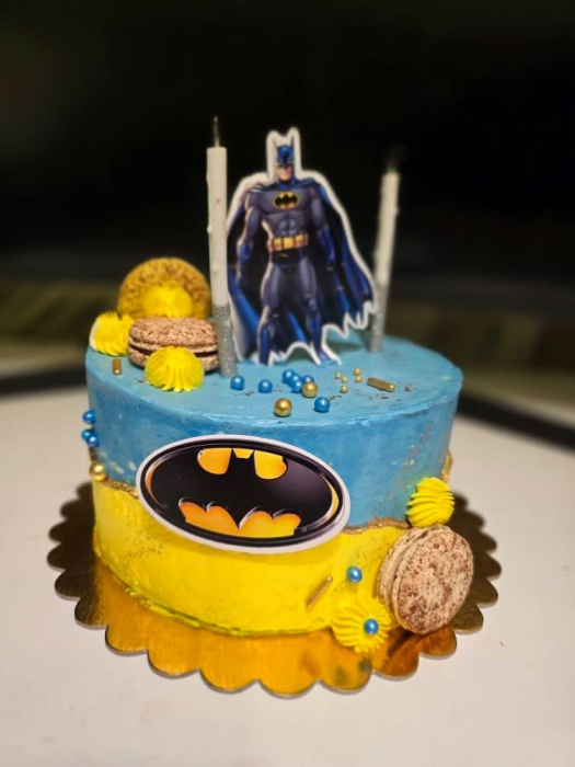 Suita de tort cu personajul Batman [9]