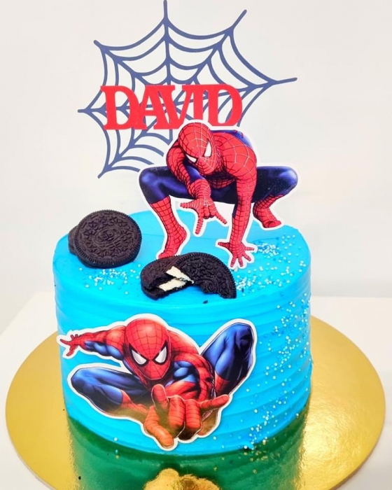 Suita de tort cu Spiderman si personalizata [3]