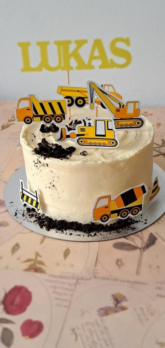 Decoratiune de tort cu utilaje de constructii [3]
