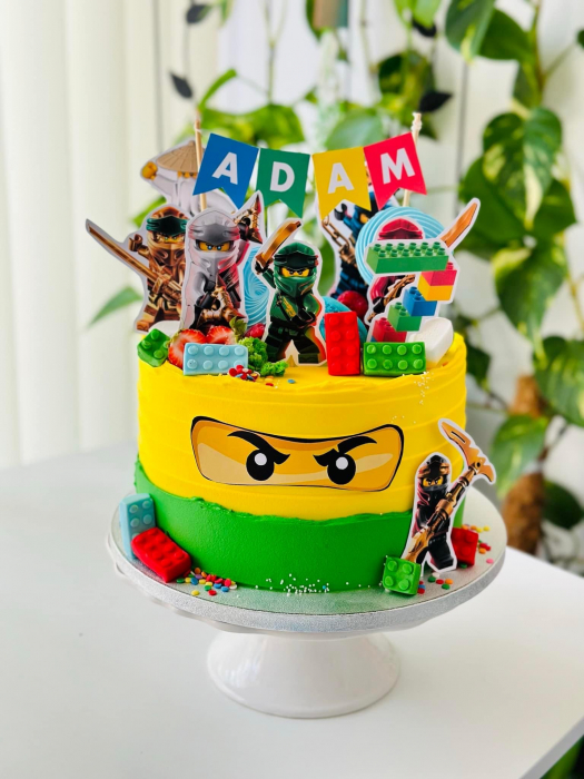 Suita de toppere de tort cu figurine din carton cu personajele din Lego Ninjago. [4]