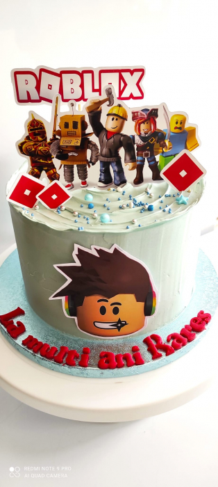 Topper de tort  personalizat cu element special din carton sub forma de  5 elemente din jocul Roblox - logo, patratul rosu si grup cu personaje [4]