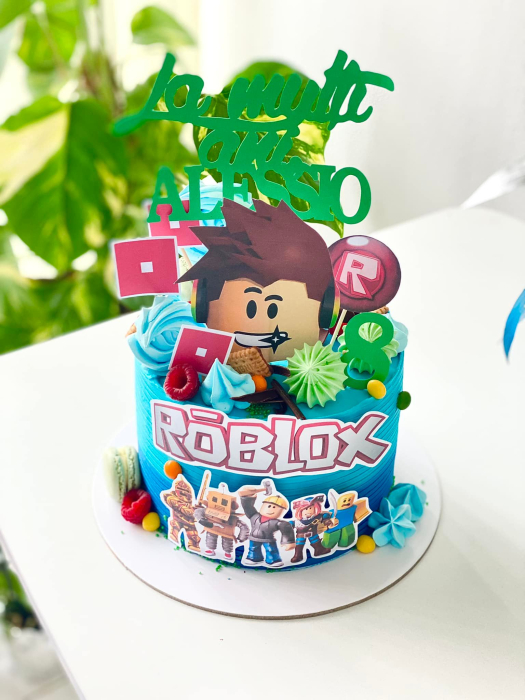 Topper de tort  personalizat cu element special din carton sub forma de  5 elemente din jocul Roblox - logo, patratul rosu si grup cu personaje [11]