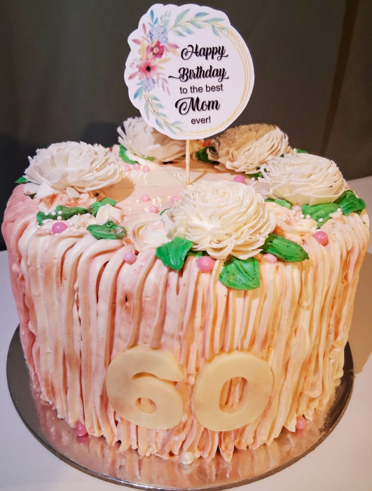 Topper Happy Birthday to the best mom ever [3]