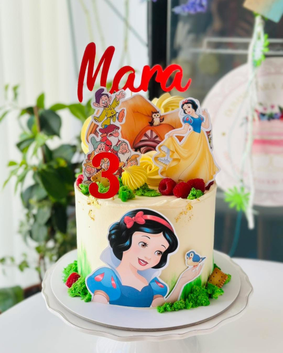 Topper de tort personalizat cu element din carton cu cei 7 pitici veseli din Alba ca Zapada [2]