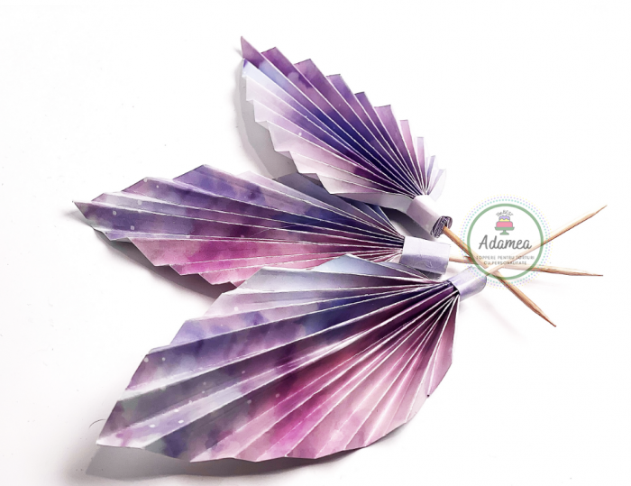 Decor de tort cu ornament tip evantai din carton mov cu roz tip cer instelat [2]