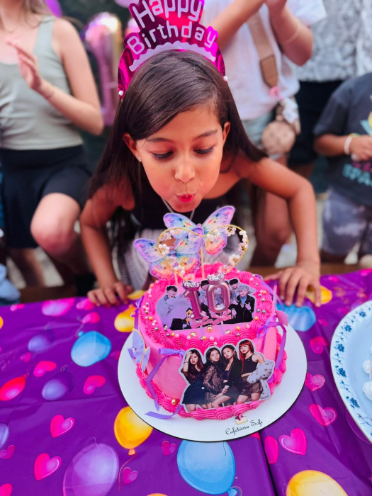 Topper de tort  personalizat cu element special din carton sub forma de fluture mare superb pastelat [2]