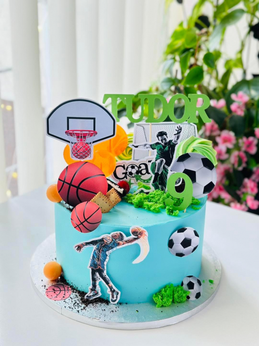 Topper de tort cu element special din carton sub forma de poarta de fotbal [2]