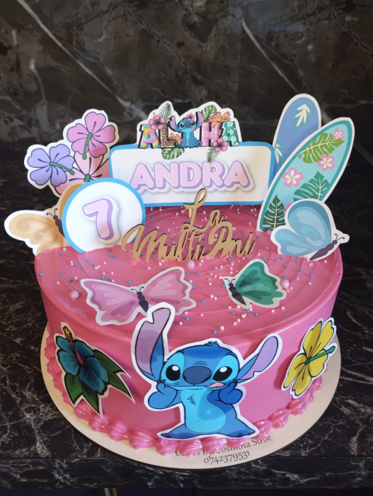 Topper de tort  personalizat cu element special din carton sub forma de  stitch jucaus care scoate limba [2]