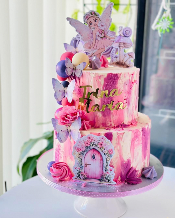 Topper de tort cu element special din carton sub forma de zana diafana roz [2]