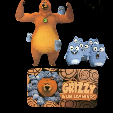 Suita de toppere din carton cu ursul Grizzly si lemings [1]
