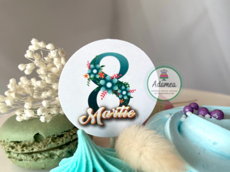 mini stegulet decor de tort cu ornament din carton cu 8 martie cu flori
