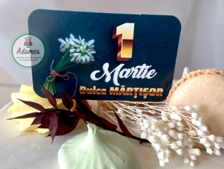Martisor - decor de tort cu topper din carton pentru martisor cu ghiocei si 1 martie