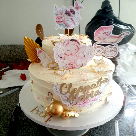 Topper de tort cu element special din carton sub forma de bebelus fetita pentru botez [1]