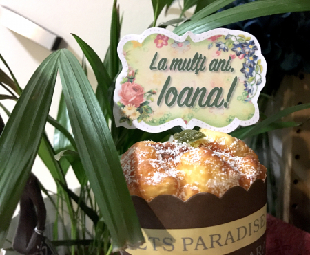 Nume - Decor tort personalizat cu La multi ani Ioana