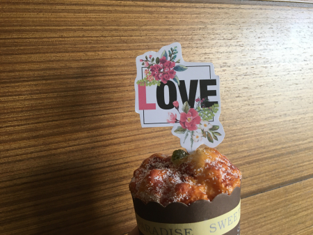Iubire - Stegulet LOVE cu chenar cu flori