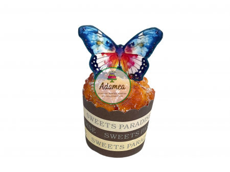 Topper de tort cu element special din carton sub forma de fluturi pictati albastru cu portocaliu