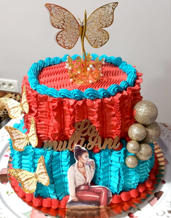 Topper de tort  personalizat cu element special din carton sub forma de  topper din carton cu la multi ani, coronita metalica aurie cu perlute si lumanare serpuita aurie [2]