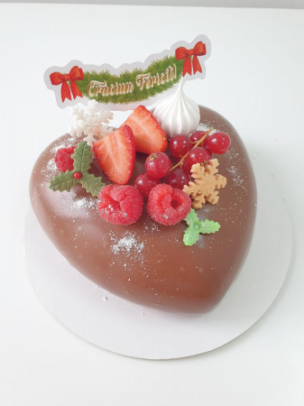 Topper tort cu stegulet cu ornament din brad cu fundite si Craciun Fericit