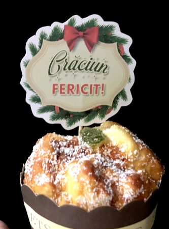 Topper tort cu Craciun fericit cu coronita
