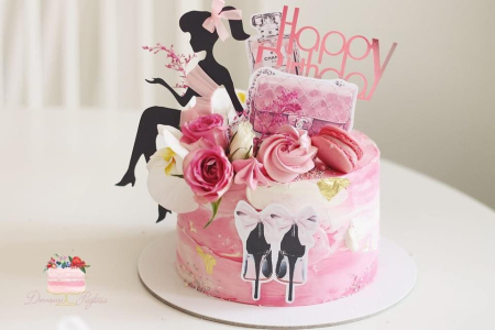 Topper de tort  personalizat cu element special din carton sub forma de elemente sexy roz pentru femei stilate pasionate de faschion si glamur [2]