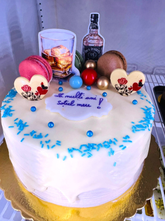 Topper de tort cu element special din carton sub forma de pahar de Whisky [4]