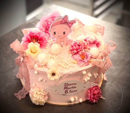 Frontal - Topper de tort  personalizat cu element special din carton  personalizabil premium de inalta calitate sub forma  de placheta dantelabila personalizabila alb sidef