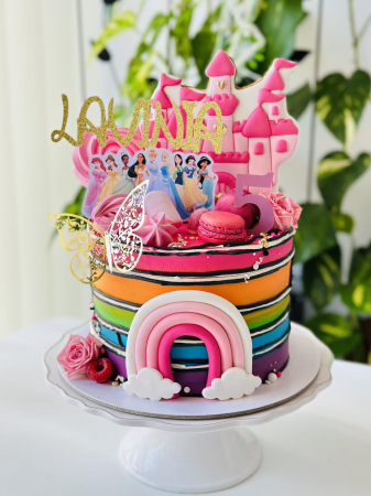 Topper frontal de tort personalizat cu printese - Ariel, Belle, Tiana, Pocahontas, Cenușăreasa, Aurora, Mulan, Albă ca Zăpada și Jasmin [1]