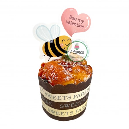 Topper de tort cu element special din carton sub forma de albinuta cu bee my Valentine
