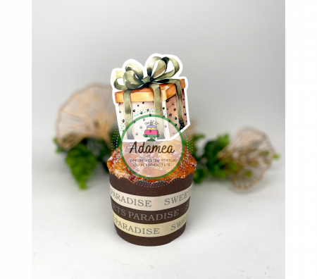 Crăciun - Topper de tort cu element special din carton sub forma de cadou verde, crem pastel de Craciun