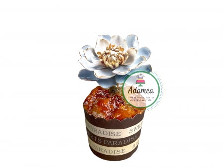 Flori - Topper de tort  personalizat cu element special din carton sub forma de  floare alba ceramica cu glben tio auriu print 2D cu efect de profunzime 3D