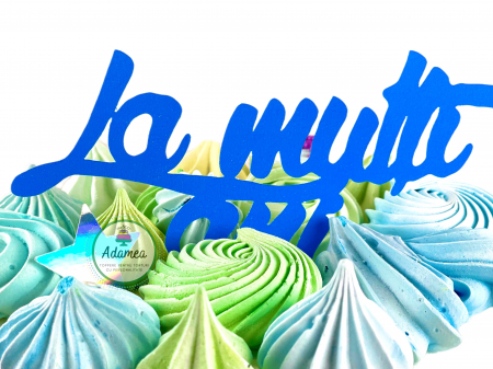Topper de tort cu element special din carton sub forma de mesaj la multi ani albastru neon