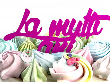 Topper de tort cu element special din carton sub forma de mesaj cu la multi ani mov neon