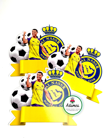 NOUTĂȚI - Topper de tort  personalizat cu element special din carton sub forma de placheta cu jucatorul de fotbal Ronaldo si banner personalizabil cu nume si urare