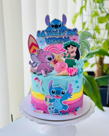 Topper de tort  personalizat cu element special din carton sub forma de  Stitch cu inghetata si jucarie verde [1]