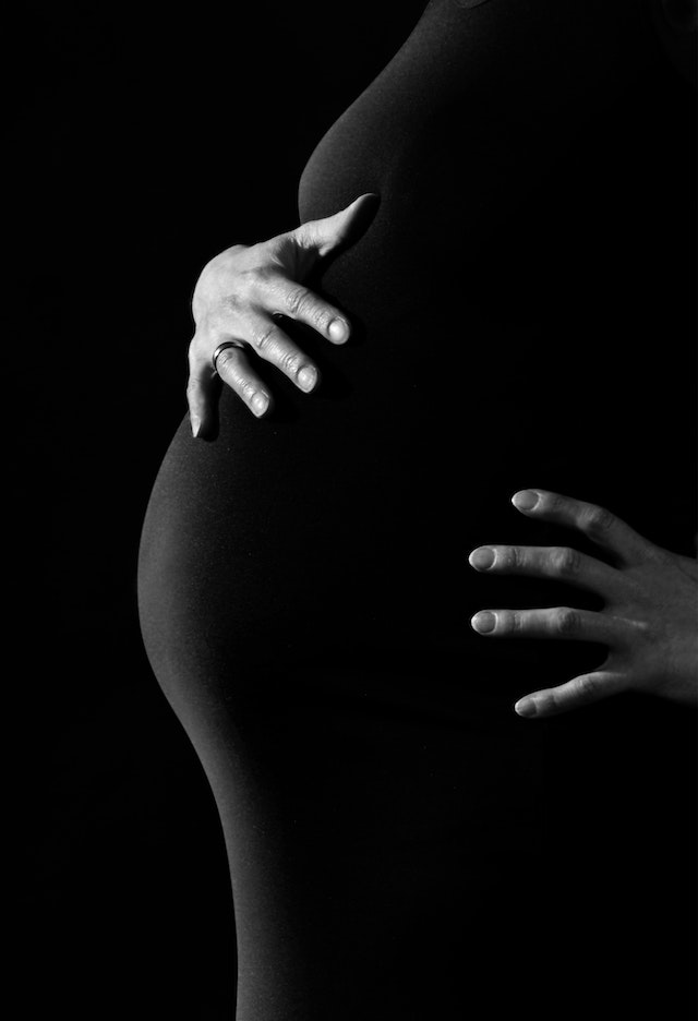Bagajul de maternitate - ce trebuie să conțină        